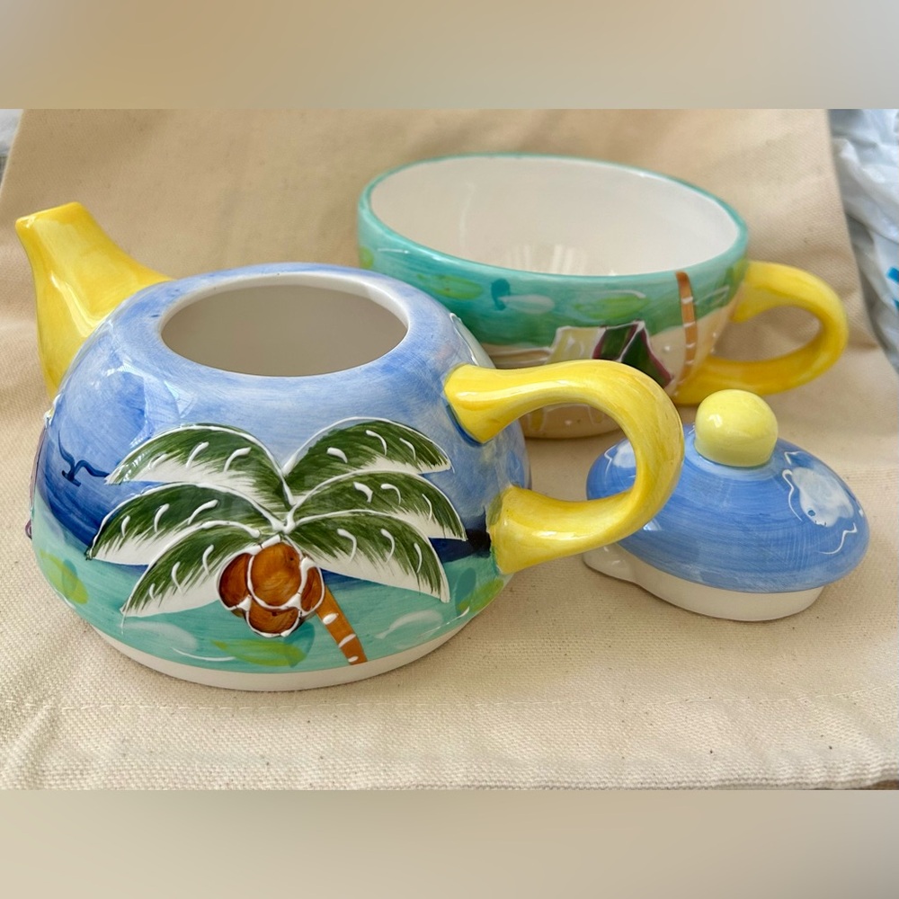 Tropical Beach Scene Hand-painted Ceramic Tea-for-One Set - Picture 3 of 5